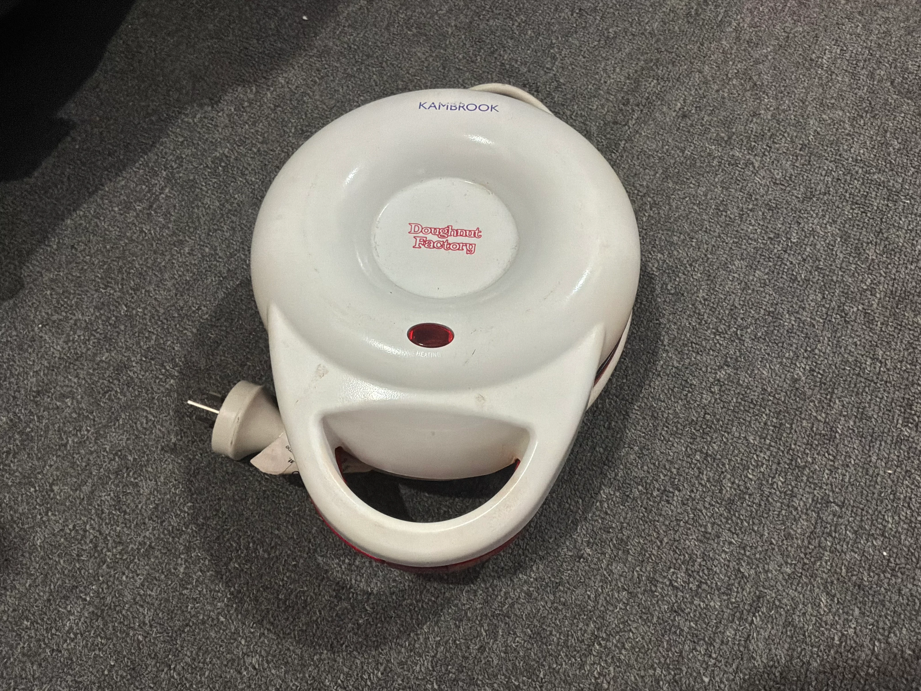 Doughnut maker