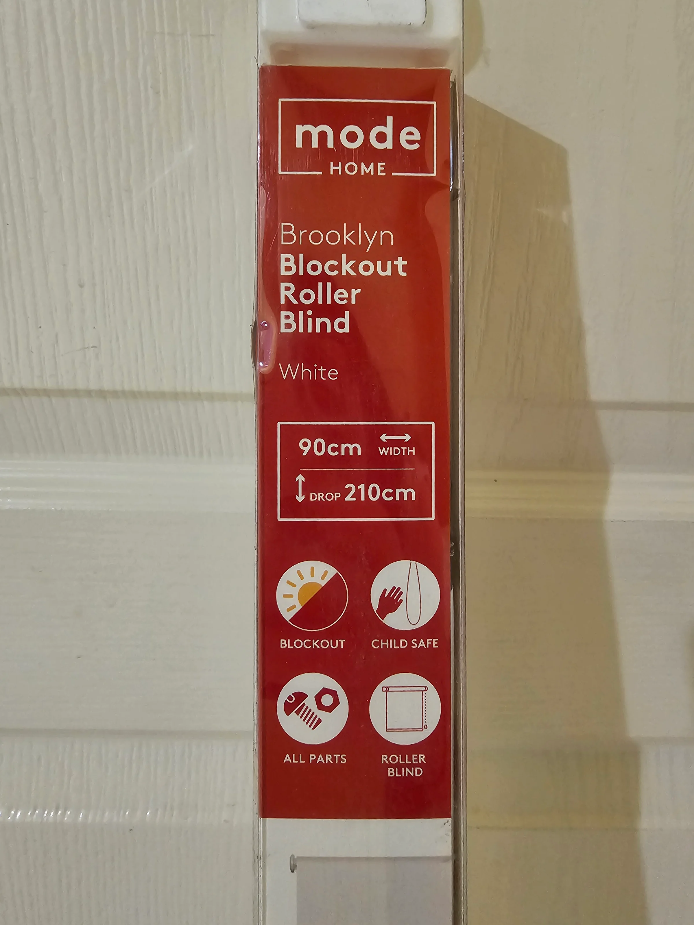 Block out roller blind photo 2