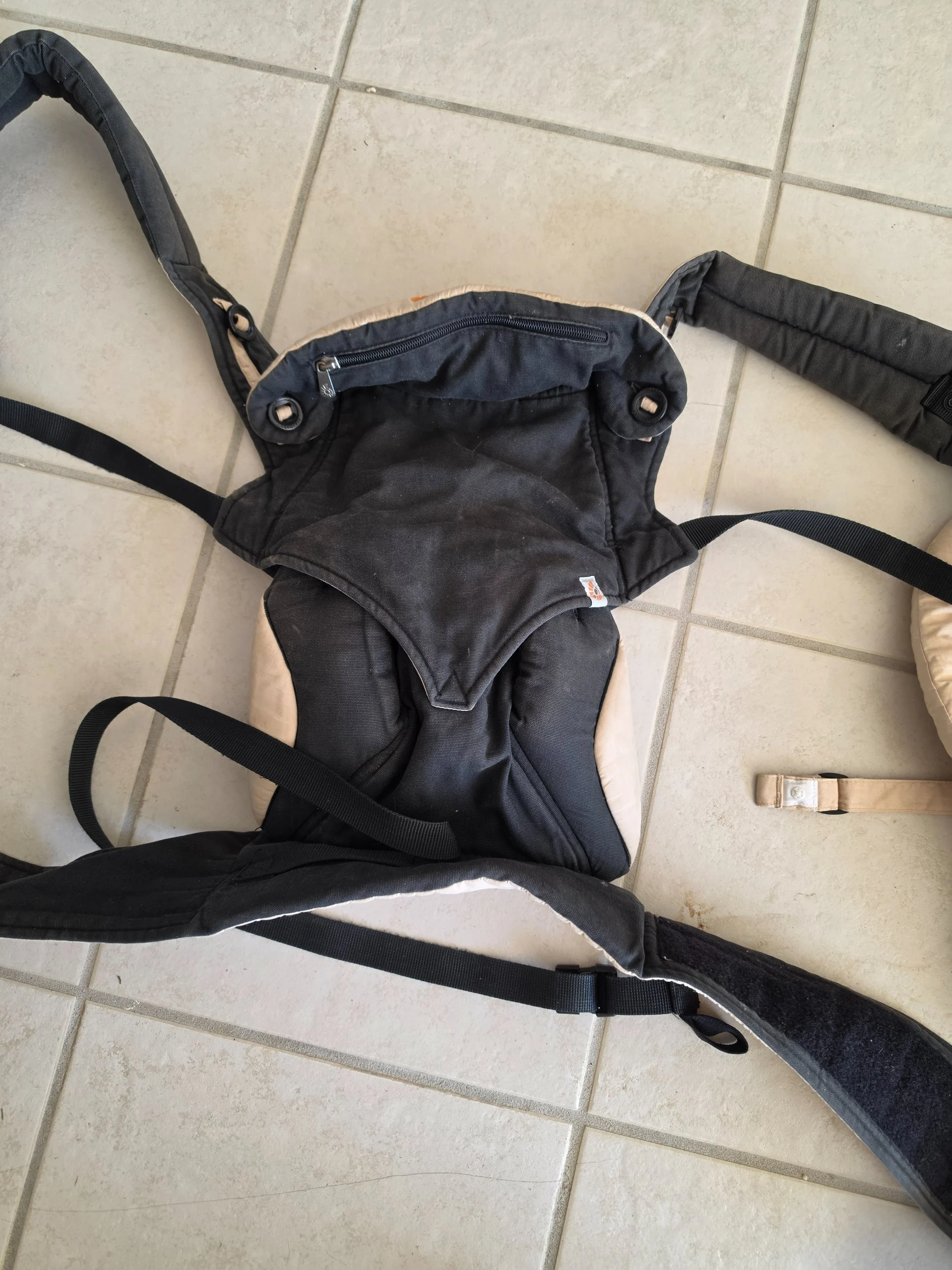 Ergo baby carrier x 2 photo 3