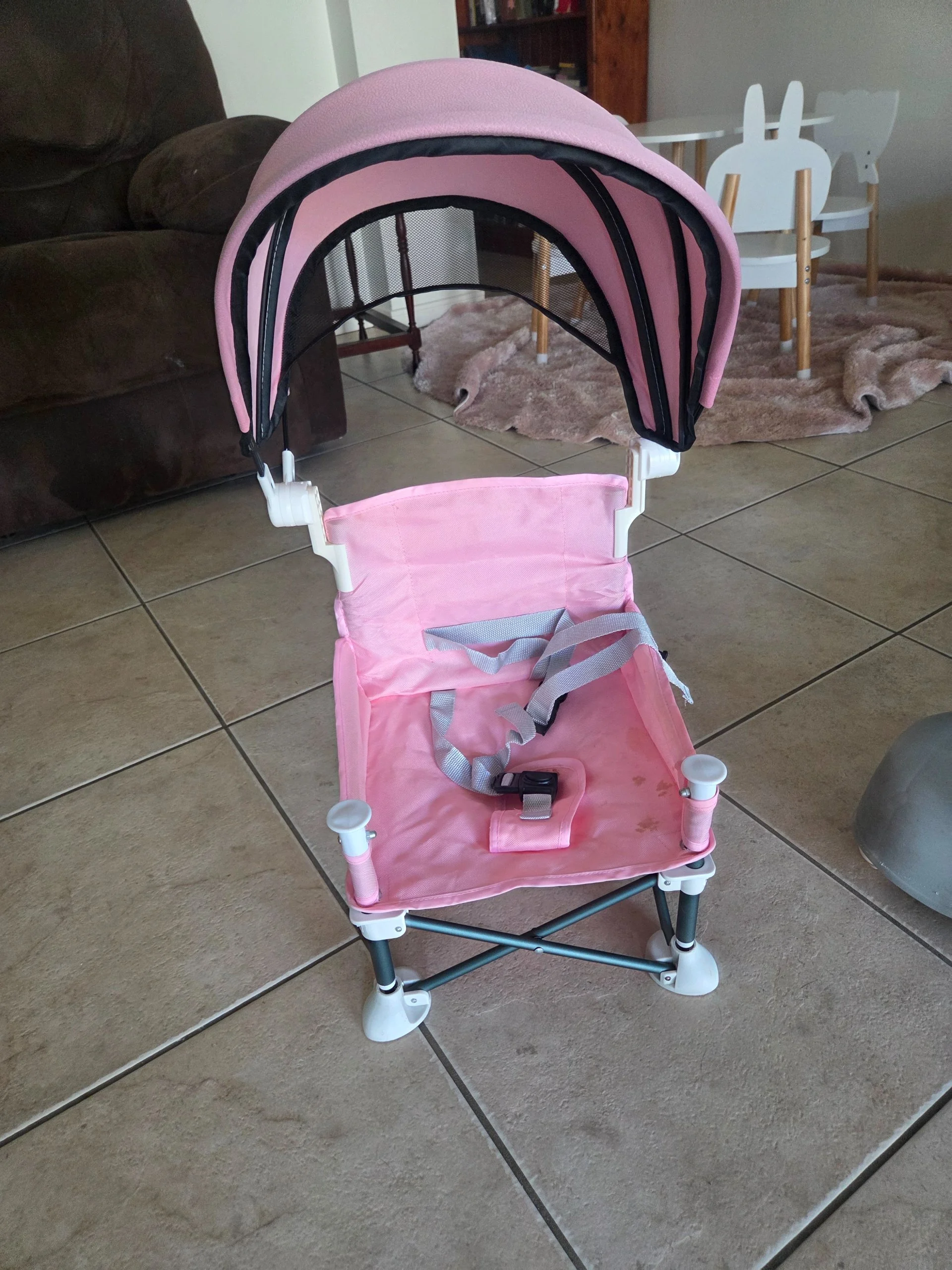 Newhsy Foldable Toddler Camp Chair photo 2