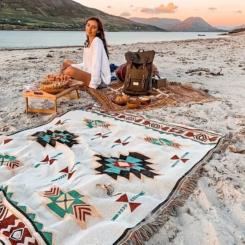 Retro Indoor Outdoor Throw Rug Camping Picnic Travel Blanket Large 130 x 180cm